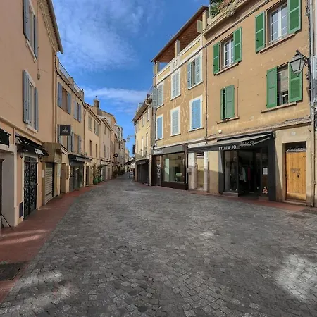 Le Cocon Cavet T3 Cœur Village Marché&port Appartement
